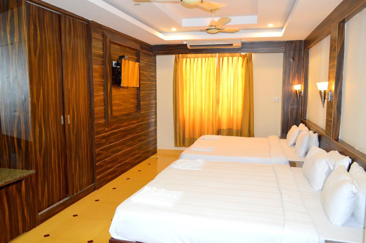 Palette Baga Near Titos Lane Formerly Baga Retreat Calangute Exterior photo